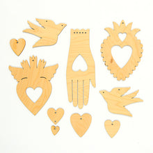 Load image into Gallery viewer, Unpainted Valentines Milagro Decoration Kit
